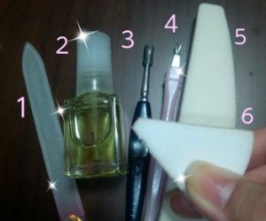 甘皮もささくれもきれい！爪のお手入れでツヤッツヤ