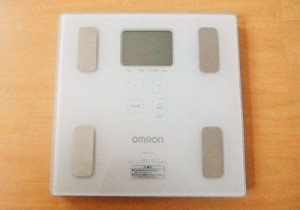 シニアの健康管理は柔軟な体・適正体重・口腔ケアの三点がポイント